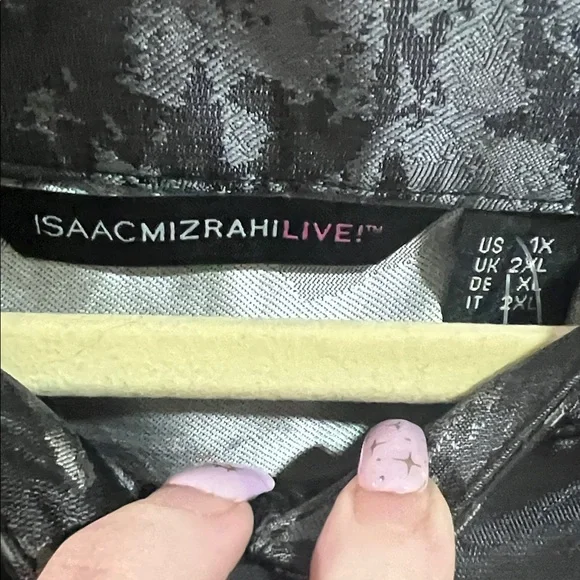 Isaac Mizrahi Black and Gray Floral Blouse - Picture 2 of 5